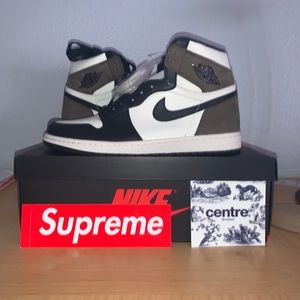 Nike Air Jordan 1 Mocha - 11.5